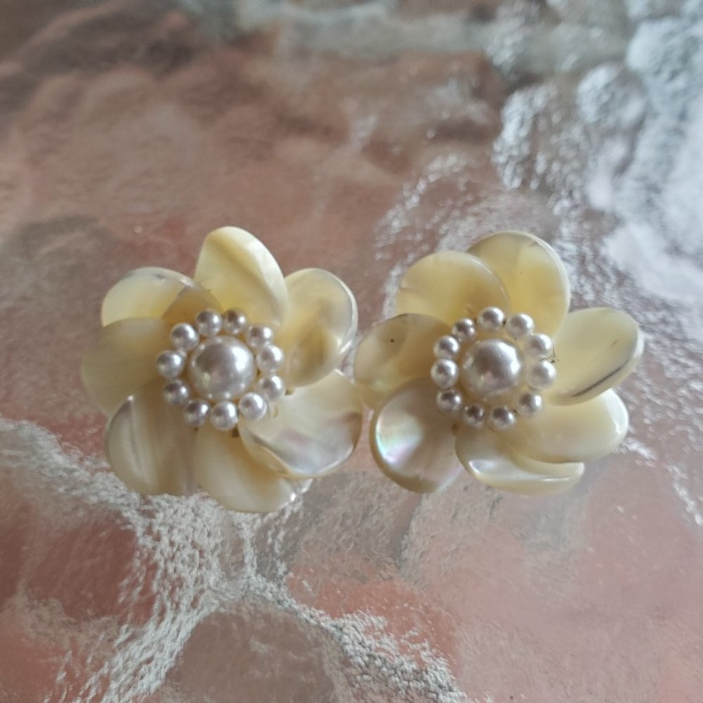 Vintage Faux Pearl & Shell Flower Clip-On Earrings